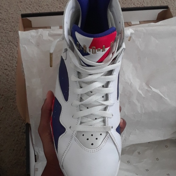Jordan 7s - Picture 4 of 7
